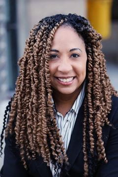 A photo of Lori Crosby.