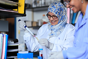 A photo of researchers in a lab.